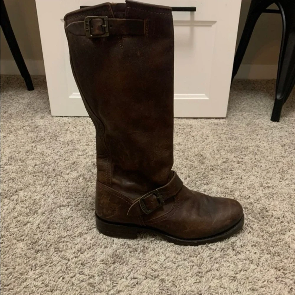 Frye Women's Brown Leather Boots - Picture 7 of 10